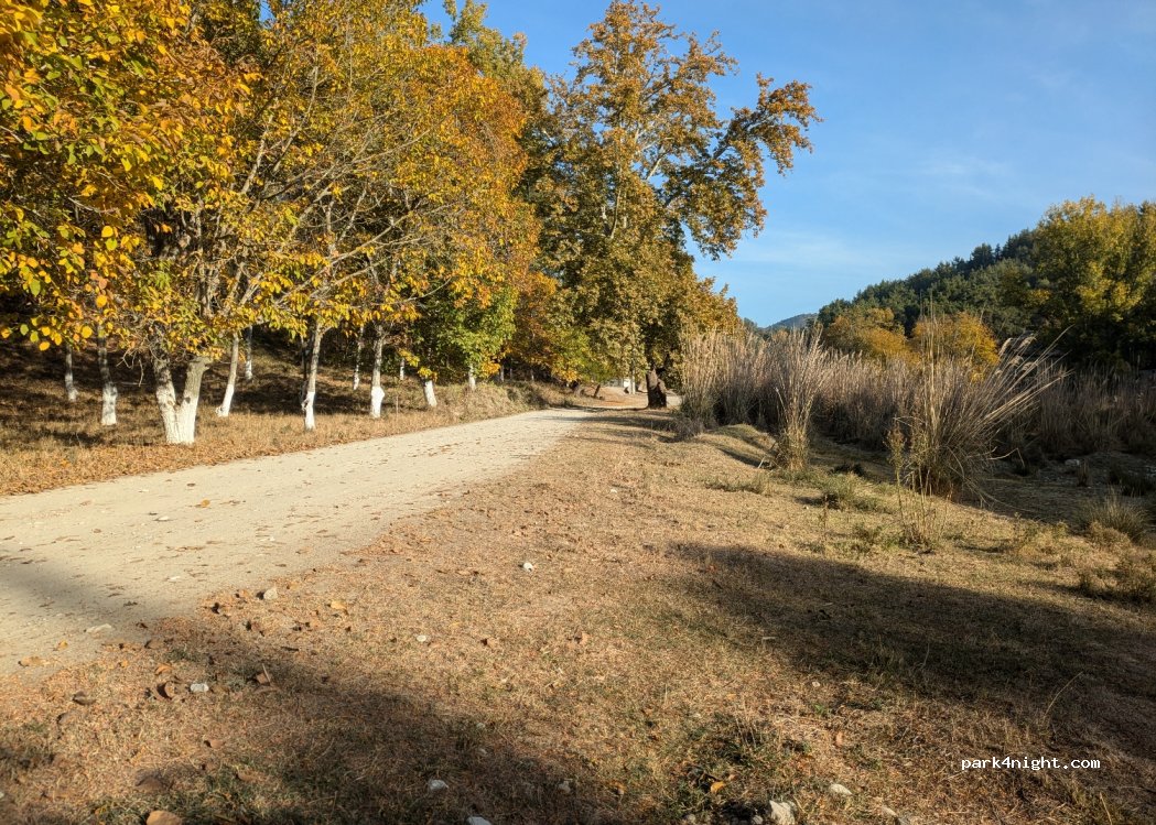 (621 00) Serres - Unnamed Road — foto