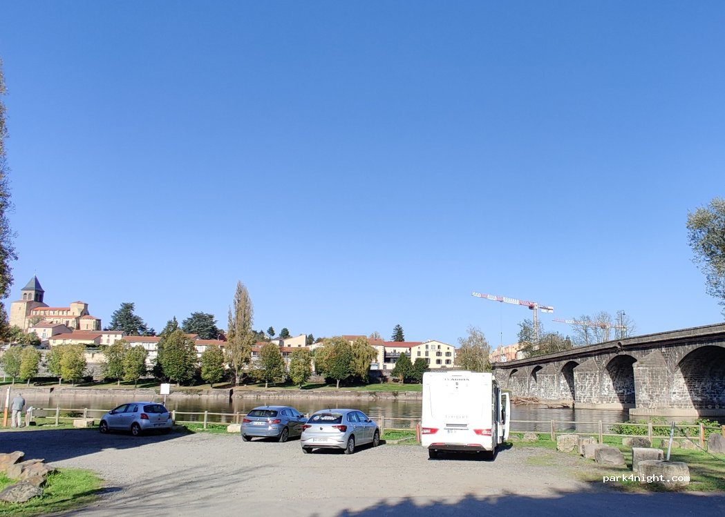 (63430) Pont-du-Château - 1 Chemin de la Plage — foto