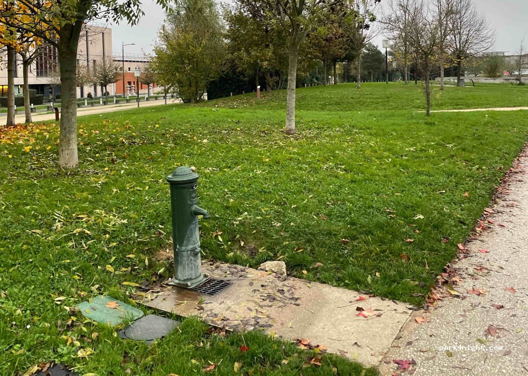 (77600) Bussy-Saint-Georges - 1 Allée Madame de Montespan — foto