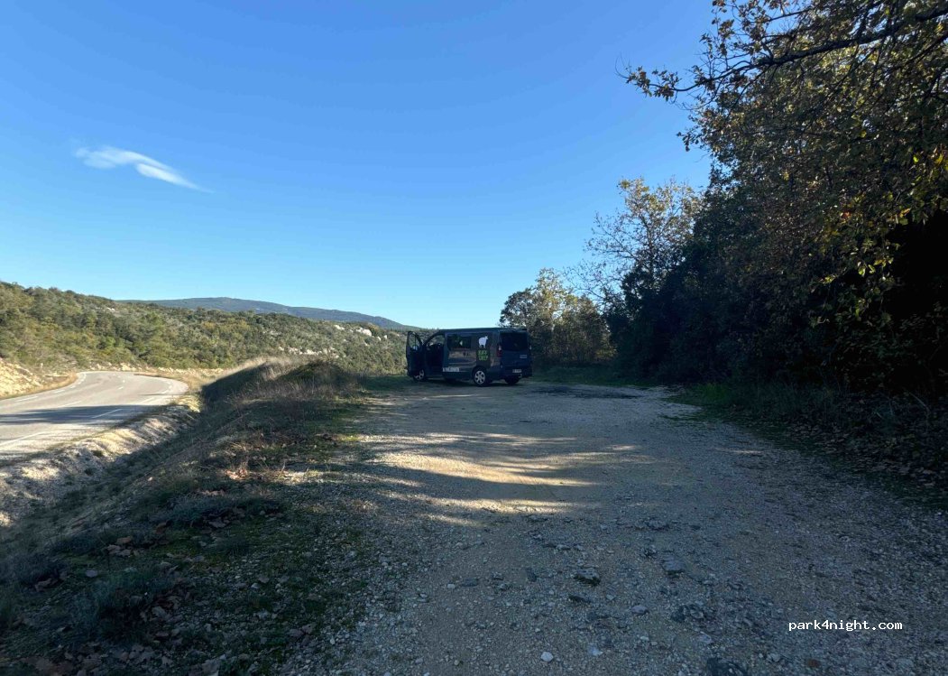 (30580) Brouzet-lès-Alès - D7 — foto