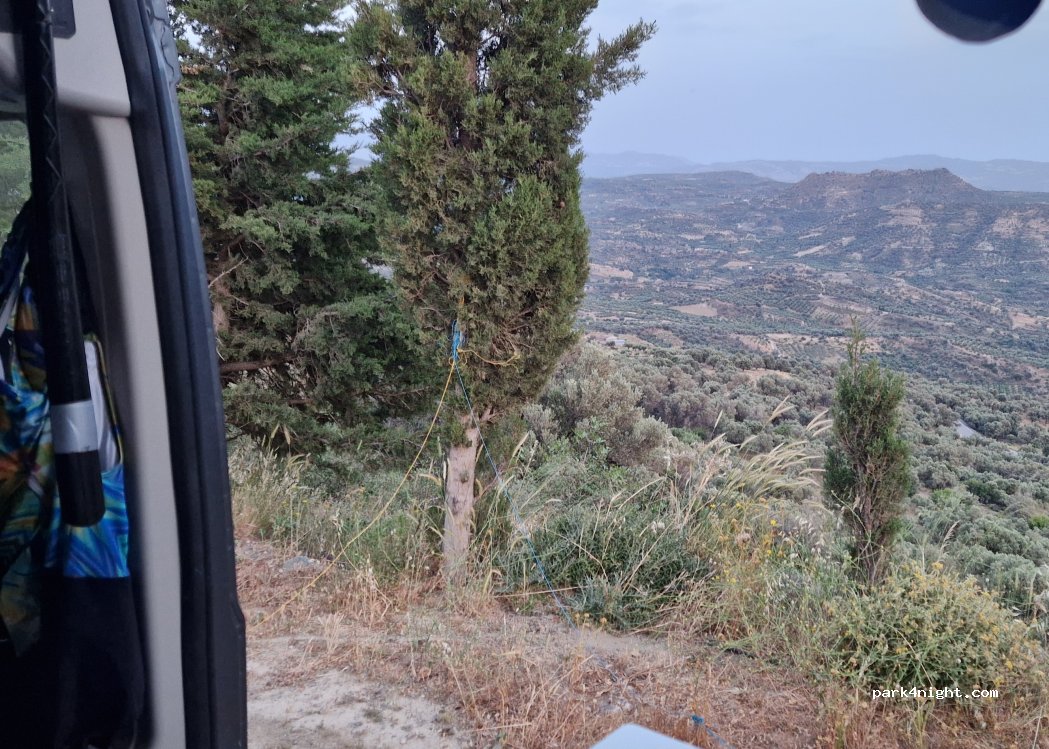 (700 02) Zaros - Unnamed Road — foto 3