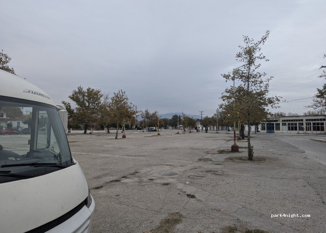 (624 00) Iraklia - 18 Περ. Γραικόπουλου — foto