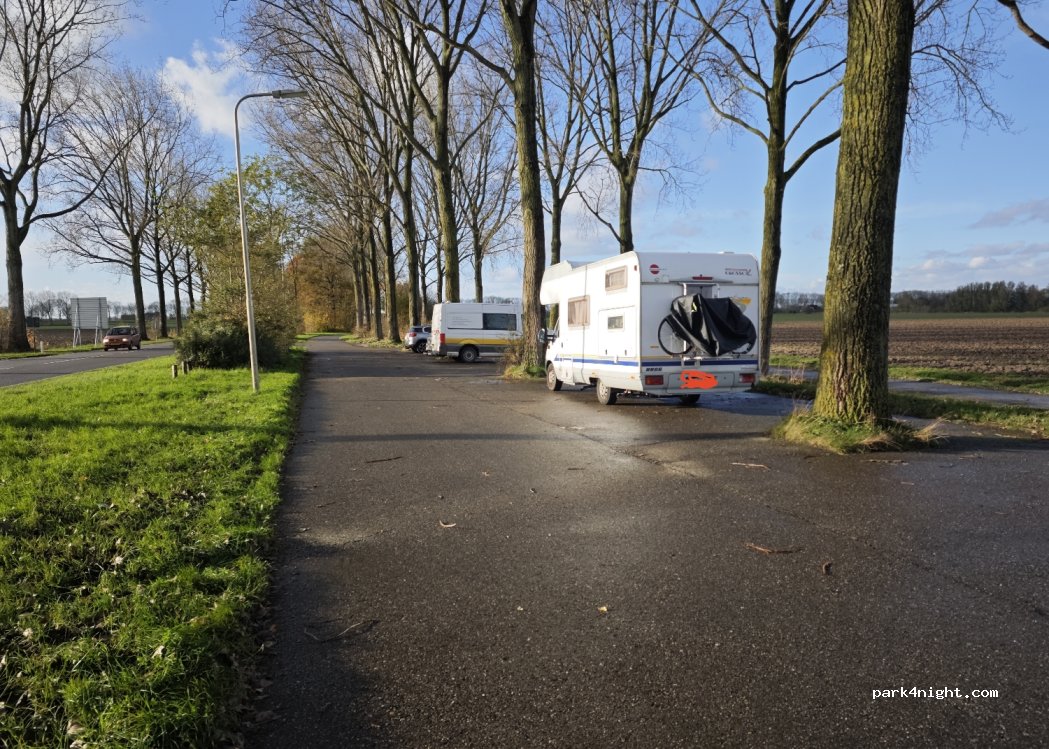 (3281 KB) Numansdorp - 20b Groene Kruisweg — foto