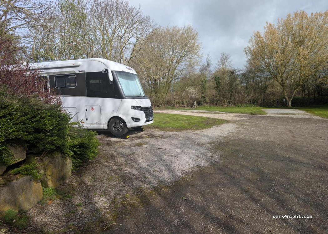 Willow Caravan Park — foto