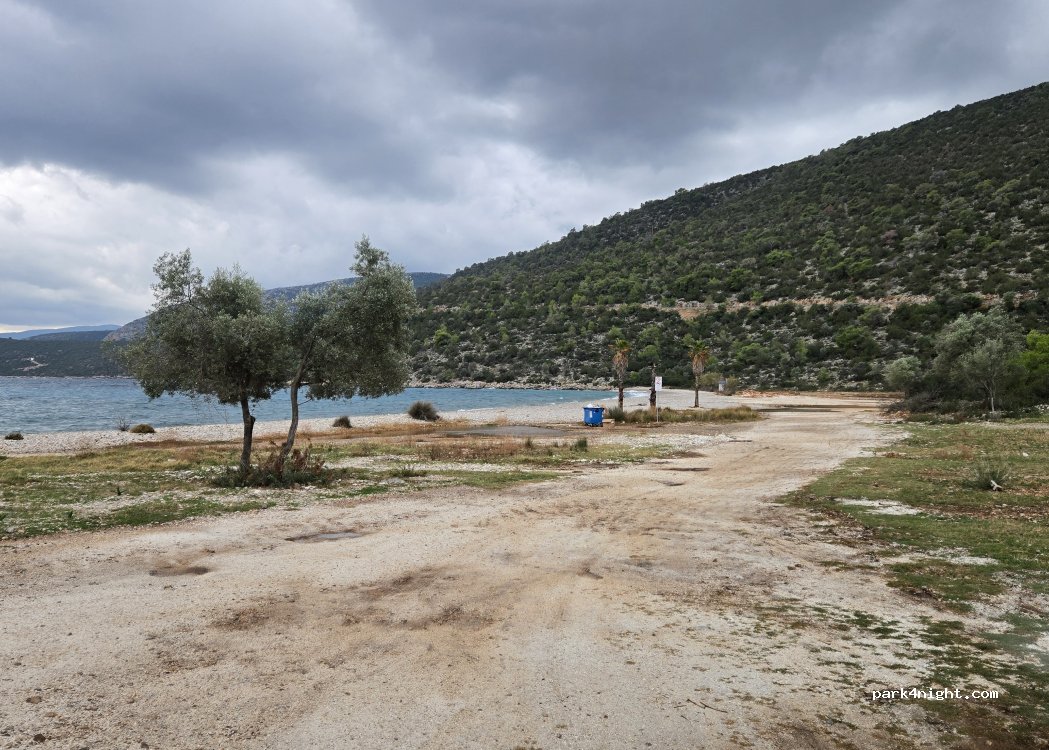 (200 04) Korinthos - EO Korfou — foto
