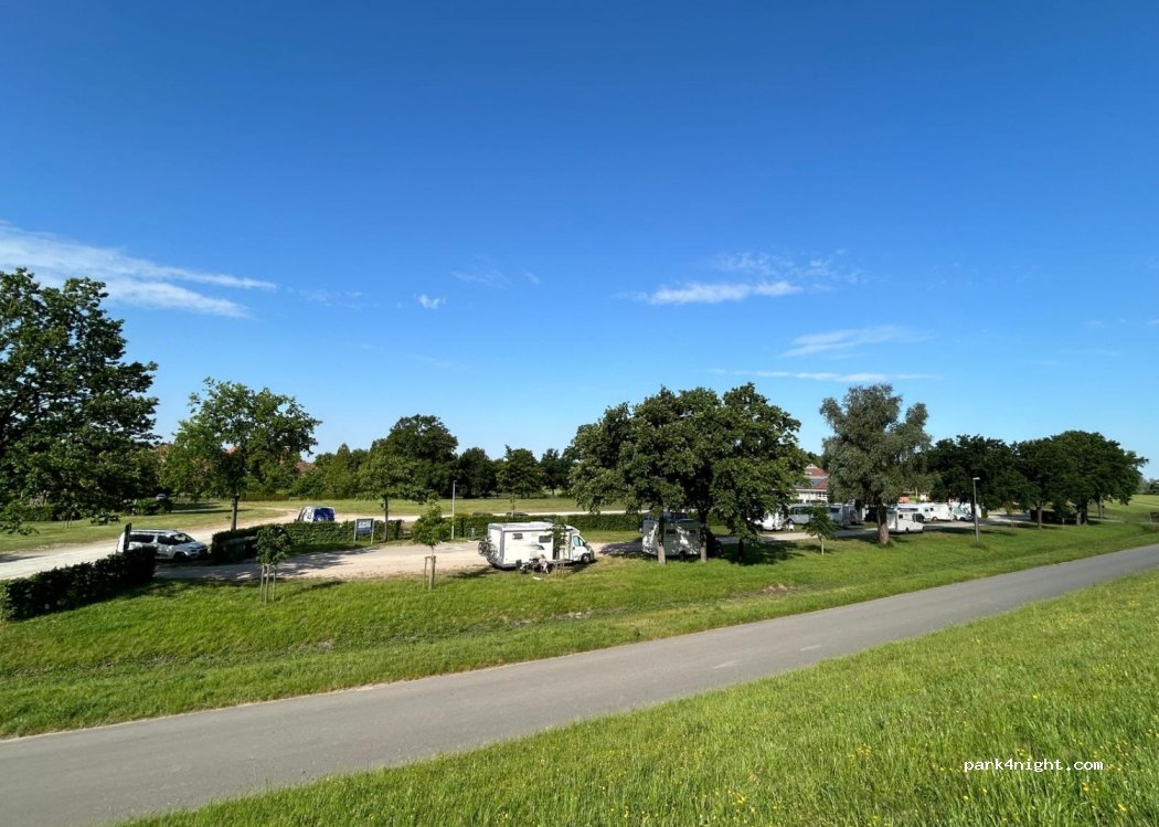 Wohnmobilstellplatz am Schützenplatz — foto 4