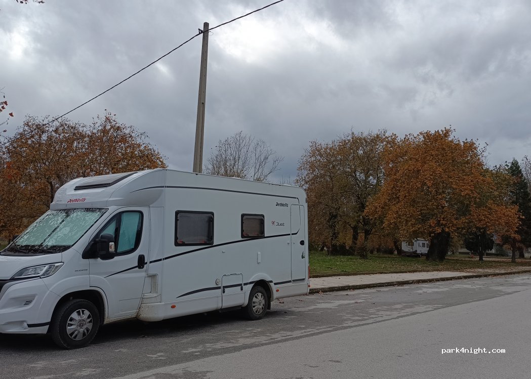 (371 00) Almiros - 2 Athinas — foto