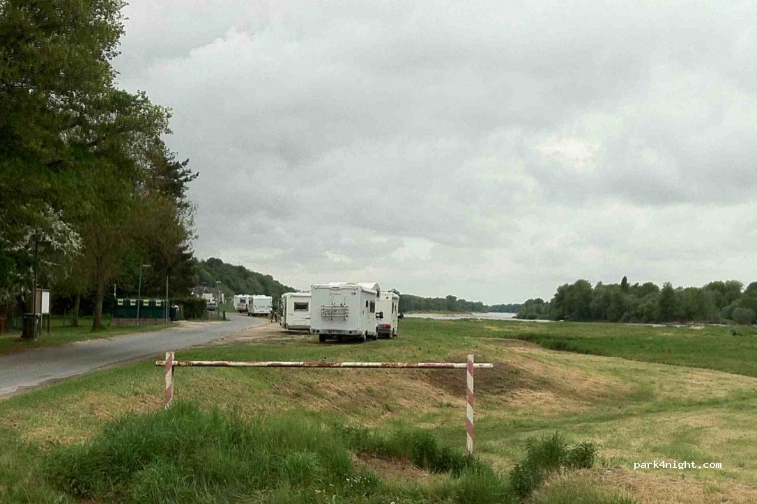(41150) Chaumont-sur-Loire - Le Bourg — foto