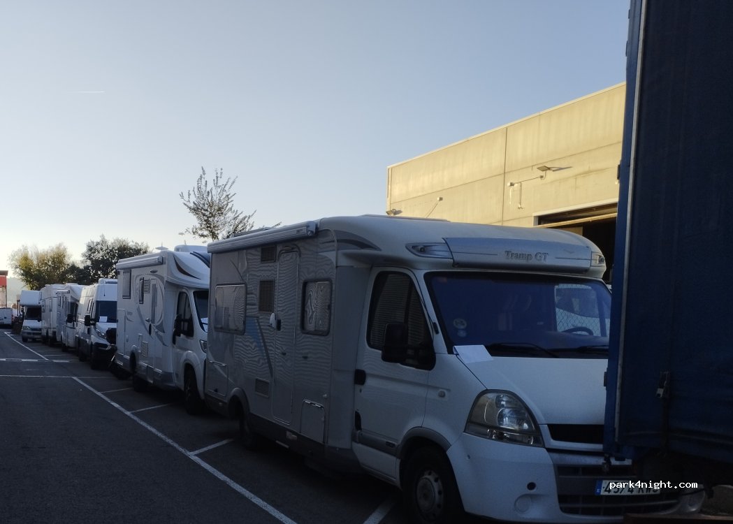 (08224) Terrassa - 260 Carretera de Martorell — foto
