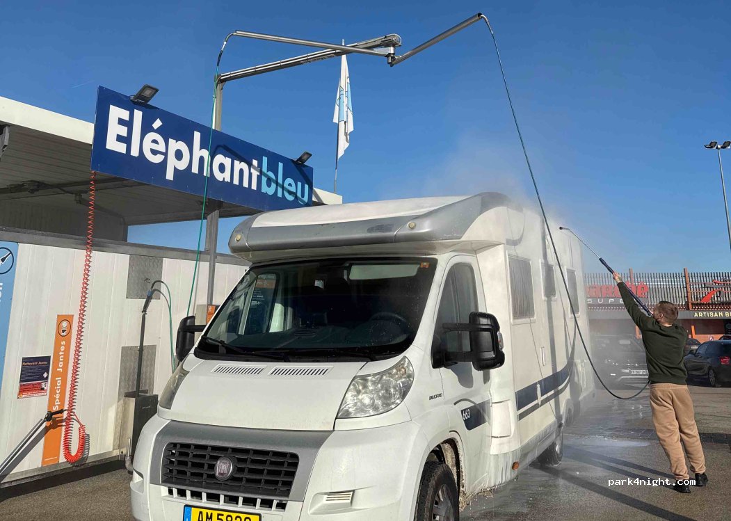 (52200) Langres - 912 Avenue de l'Europe — foto
