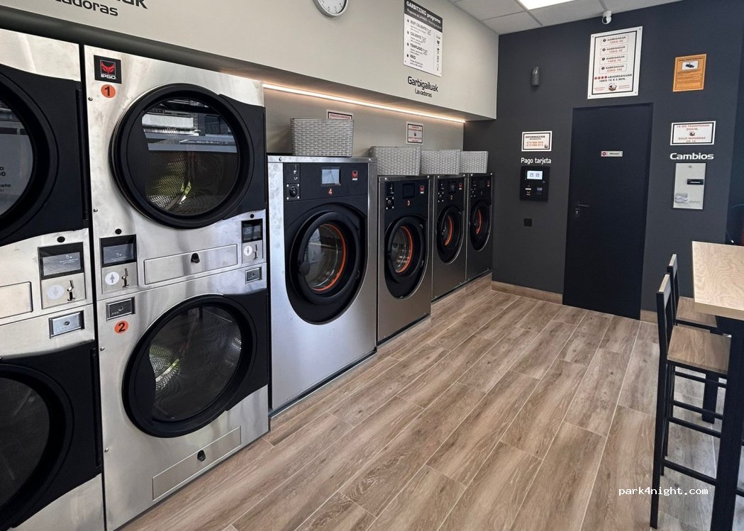 (48300) Gernika-Lumo - 10 San Kristobal Plaza — foto
