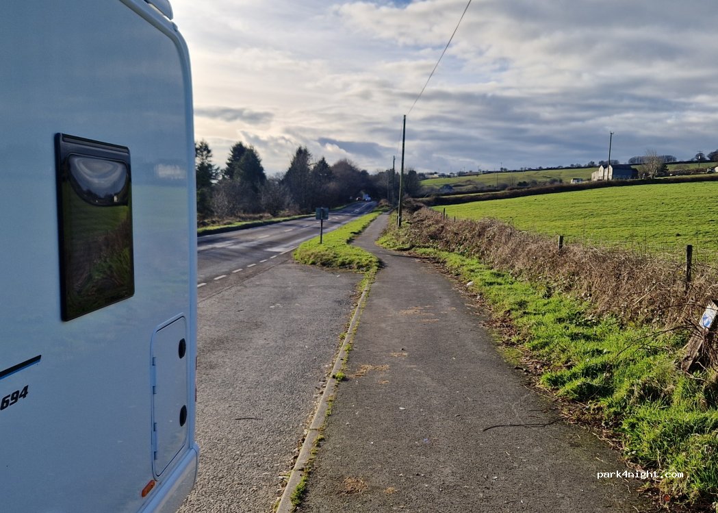 (PL17 8AY) Callington - 8 A390 — foto