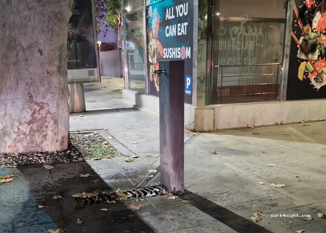 (23001) Jaén - 24 Avenida Granada — foto