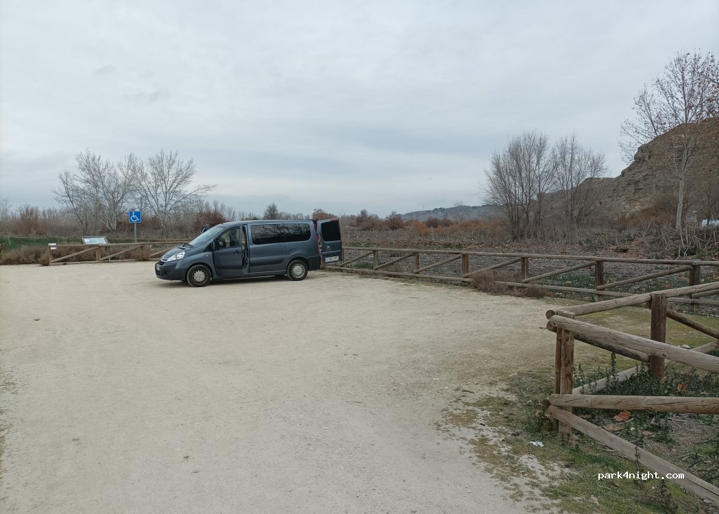 (28359) Titulcia - 22 Avenida del Jarama — foto