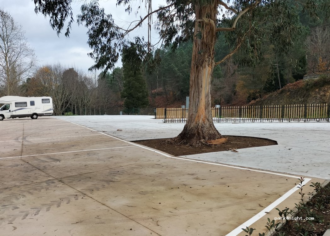 área de autocaravanas Cortegada — foto 4