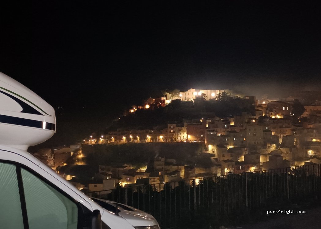 (94015) Piazza Armerina - Salita Cappuccini — foto 3