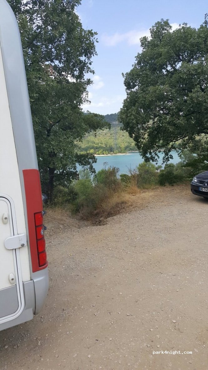 (83440) Tanneron - Route du Lac — foto