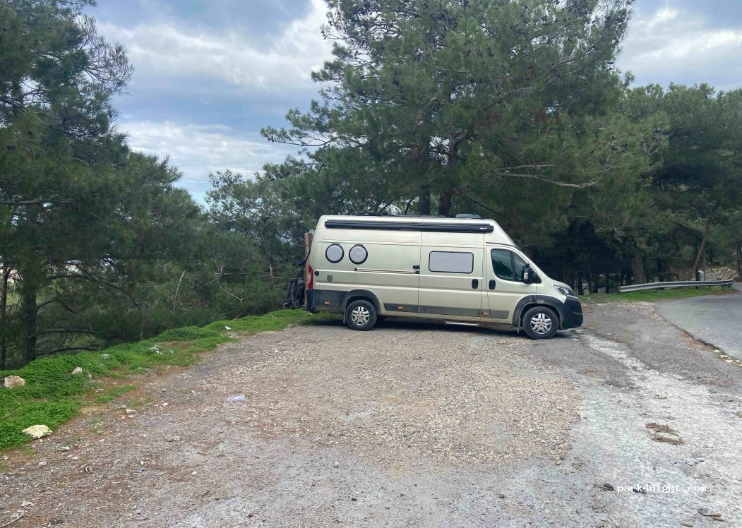 (741 32) Rethymno - Unnamed road — foto
