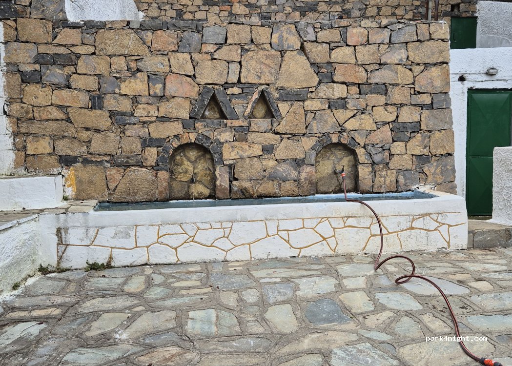 (720 52) Ag. Charalampos - Eparchiaki Odos Mesa Lasithiou - Kastelliou — foto