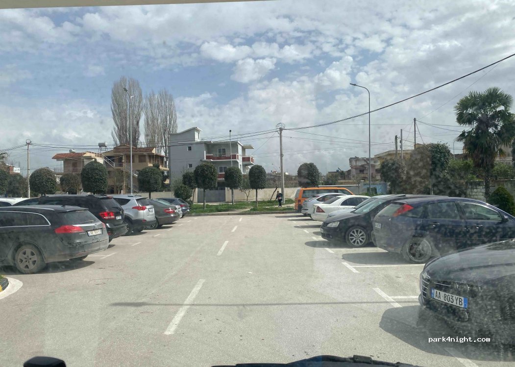 (9300) Fier - Rr. Haxhi Klemendi — foto