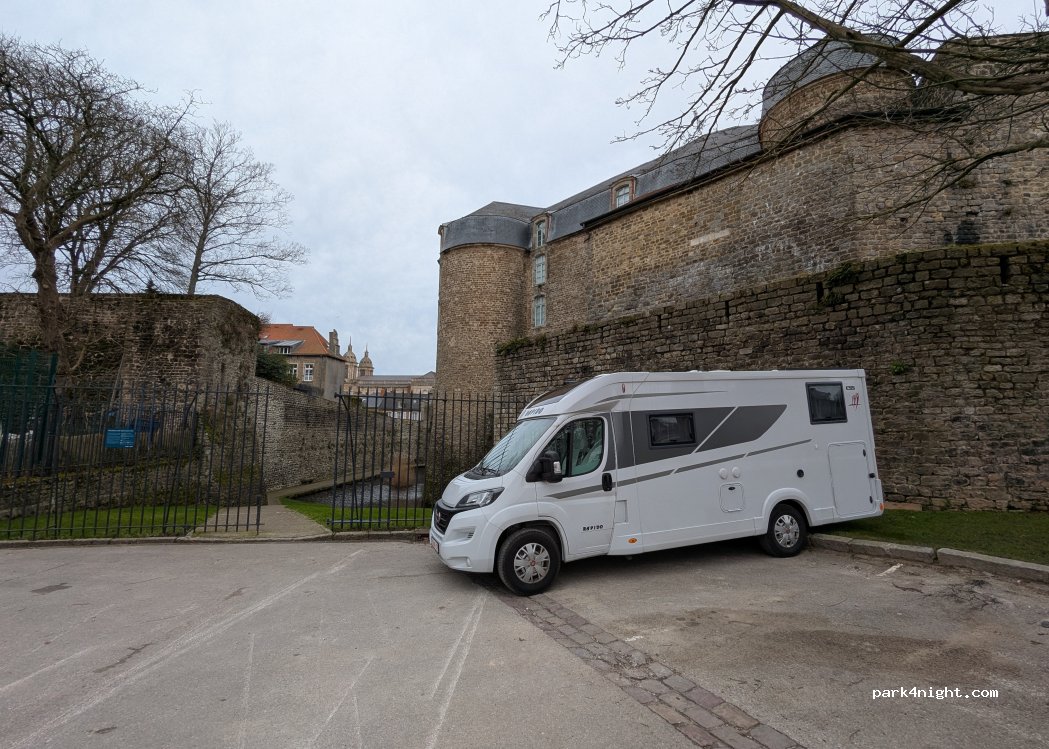 (62200) Boulogne-sur-Mer - 16 Rue de Bernet — foto