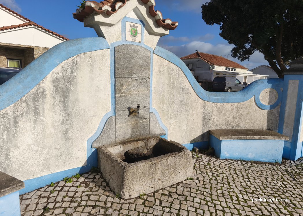 (2705) São João das Lampas - 11 Largo Nossa Senhora da Atalaia — foto