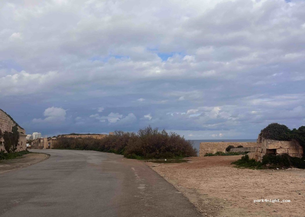 (9062) Kalkara - Unnamed Road — foto