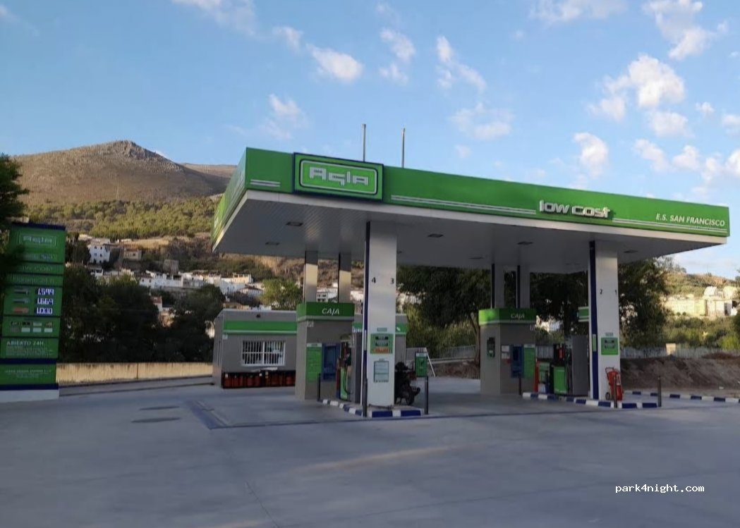 (18300) Loja - 1 AvenidaTierno Galván — foto