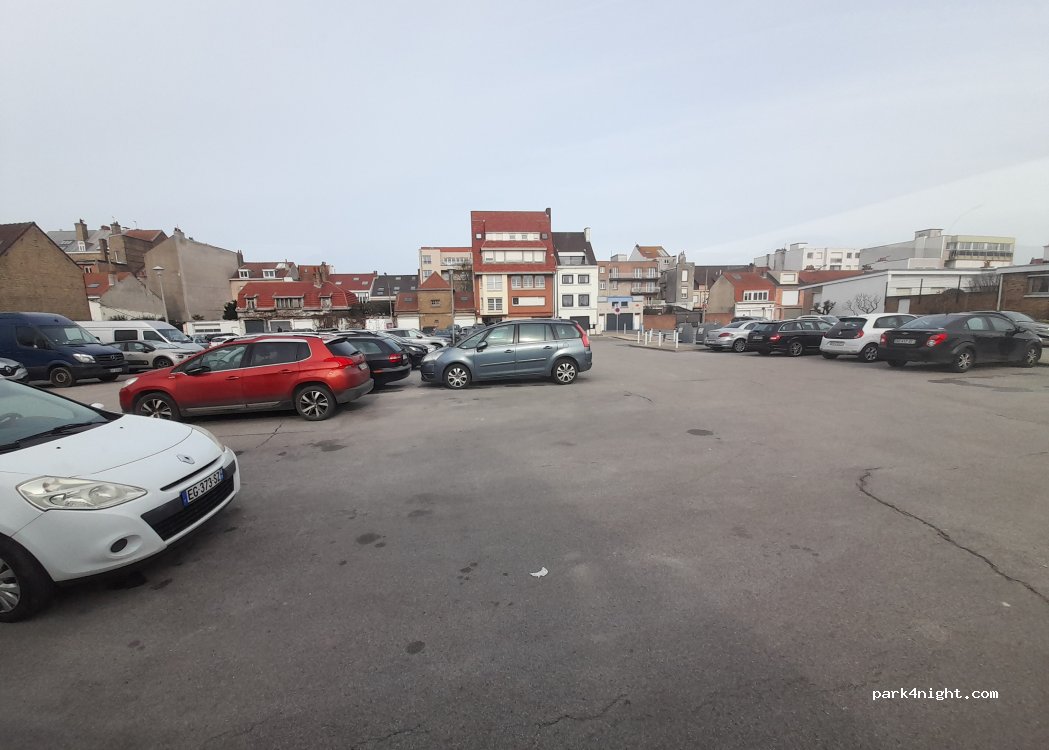 (59240) Dunkerque - 1 Place Paul Douchy — foto