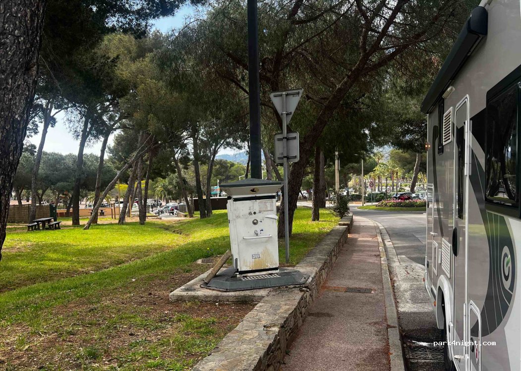 (83230) Bormes-les-Mimosas - 1311 Corniche des Îles d'Or — foto