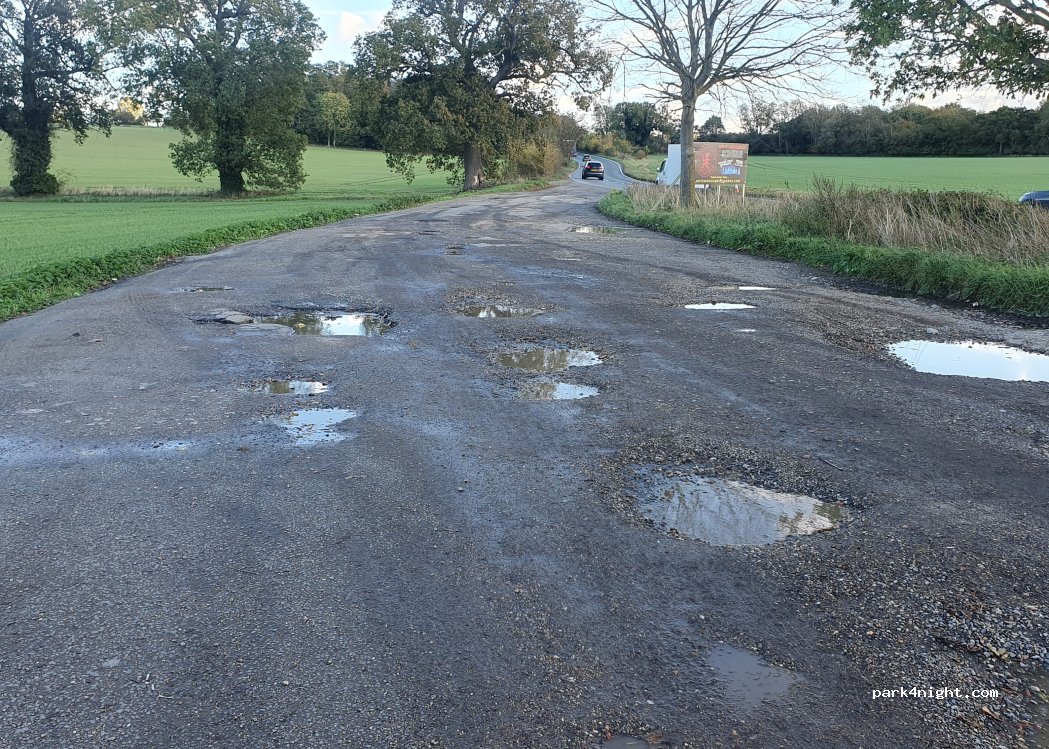 (IP22 1ND) Rickinghall - A143 — foto
