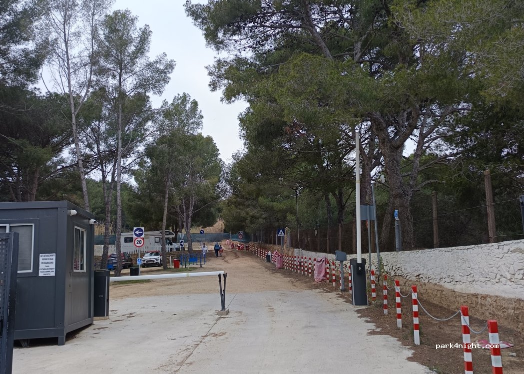 (17310) Lloret de Mar - 7 Carrer Francesc Macià i Llussà — foto
