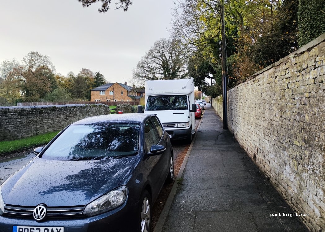 (PE8 4BP) Oundle - 90 South Road — foto