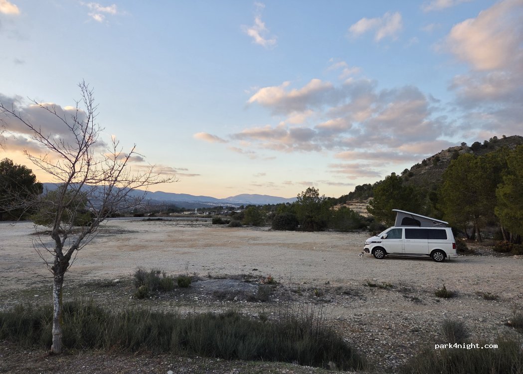(03109) Tibi - Unnamed road — foto 4