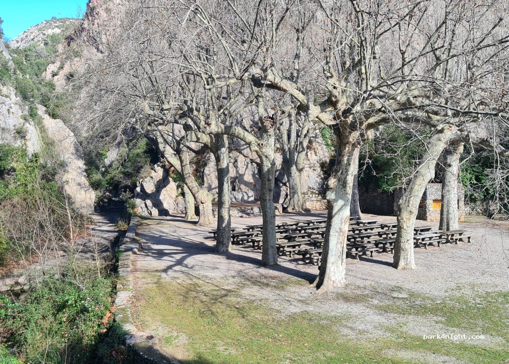 (11160) Caunes-Minervois - 29 Notre Dame du Cros — foto