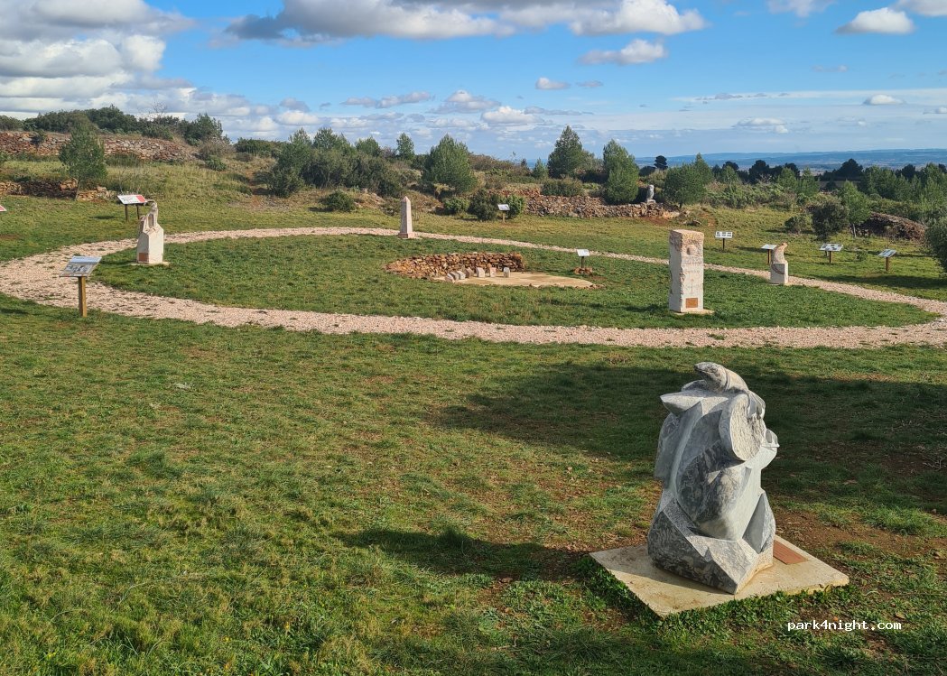 (11160) Caunes-Minervois - Unnamed Road — foto