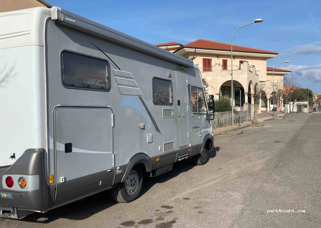 (07027) Oschiri - 34 Via San Demetrio — foto