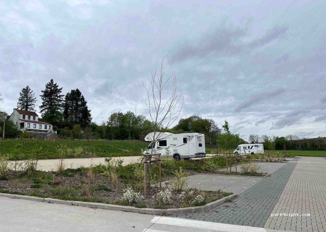 (6534) Thuin - 295 Rue Émile Vandervelde — foto