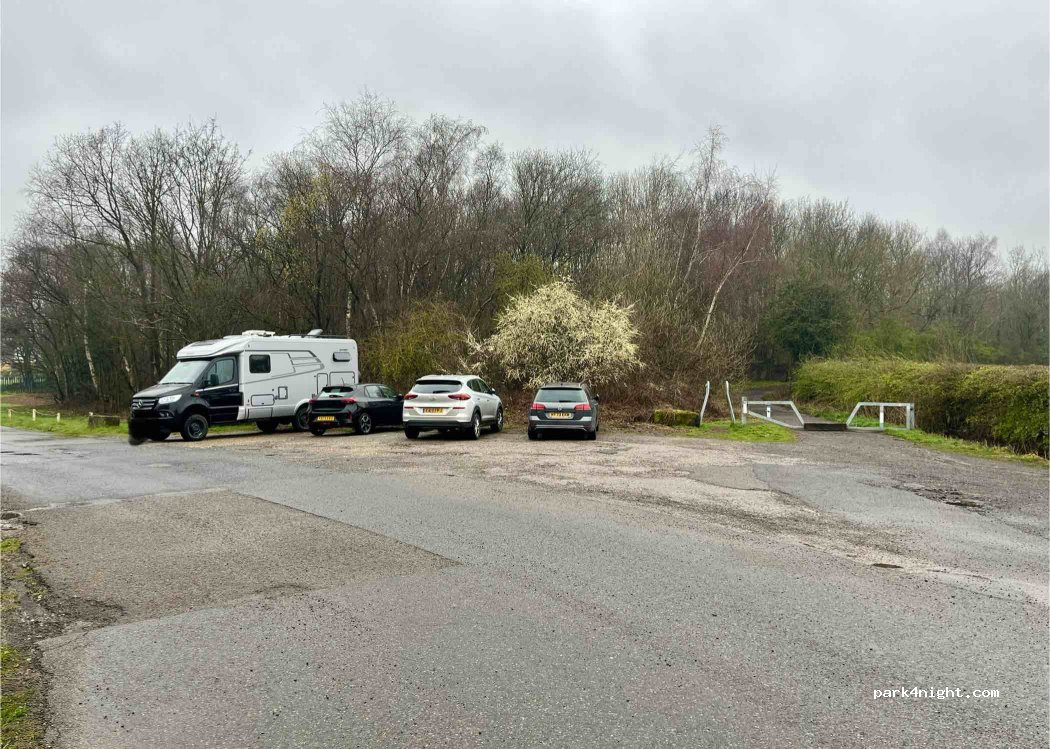 (S75 3EP) Dodworth - — foto 4