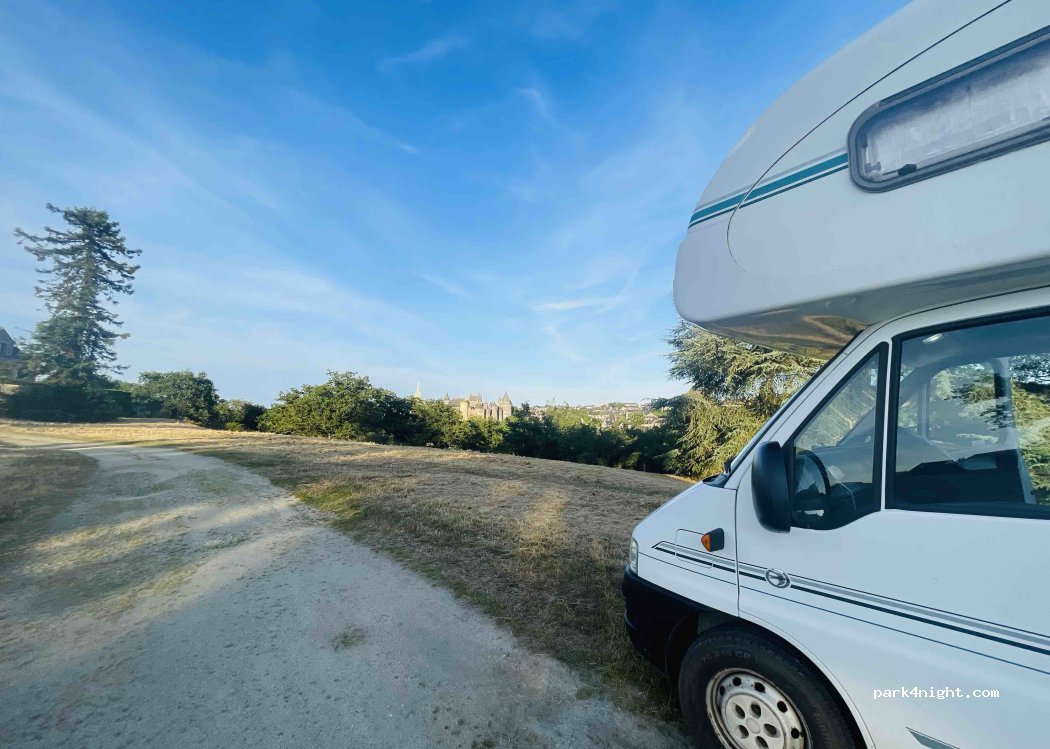 (35500) Vitré - 6 Chemin de la Petite Galienais — foto