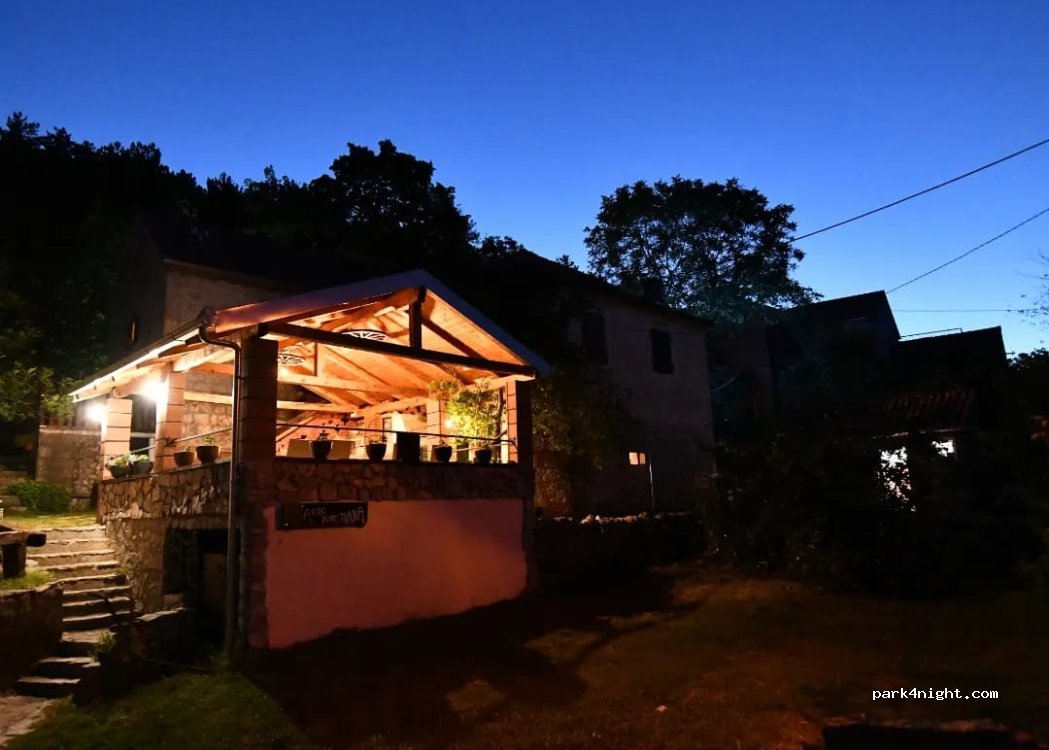 Robinson Camp Podastrana — foto 2