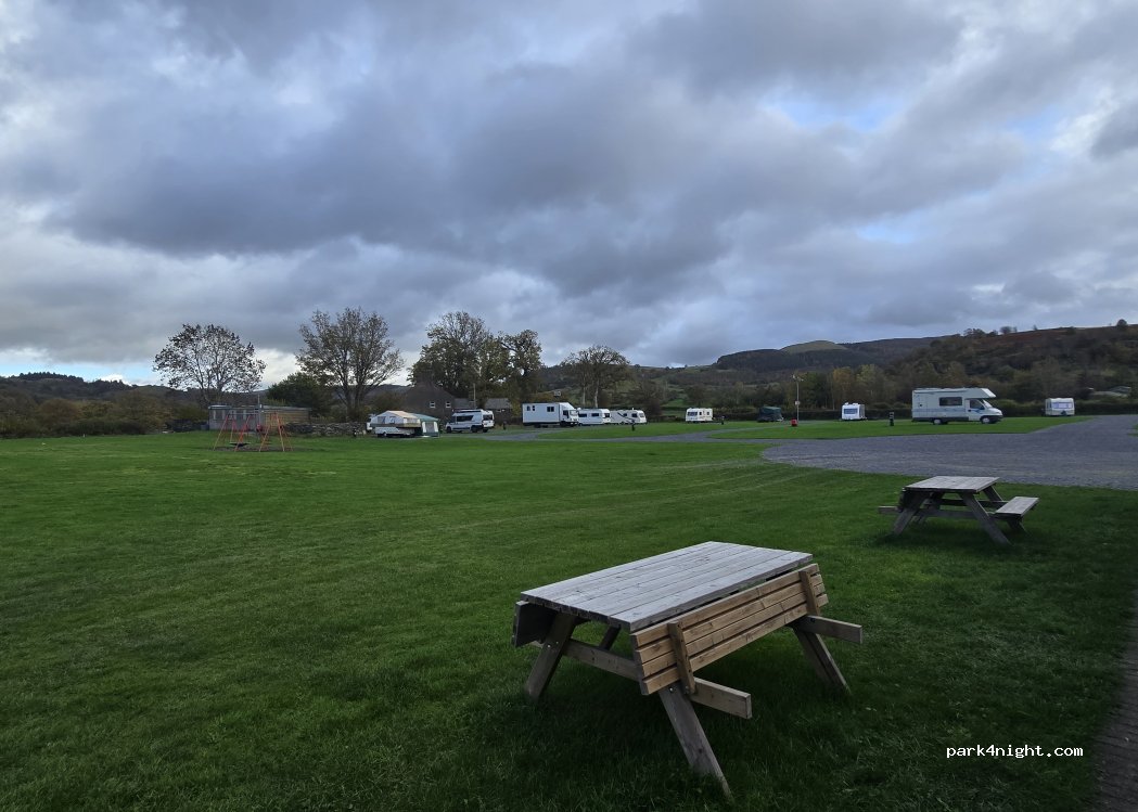 Tytandderwen Camping & Caravan Park — foto 2