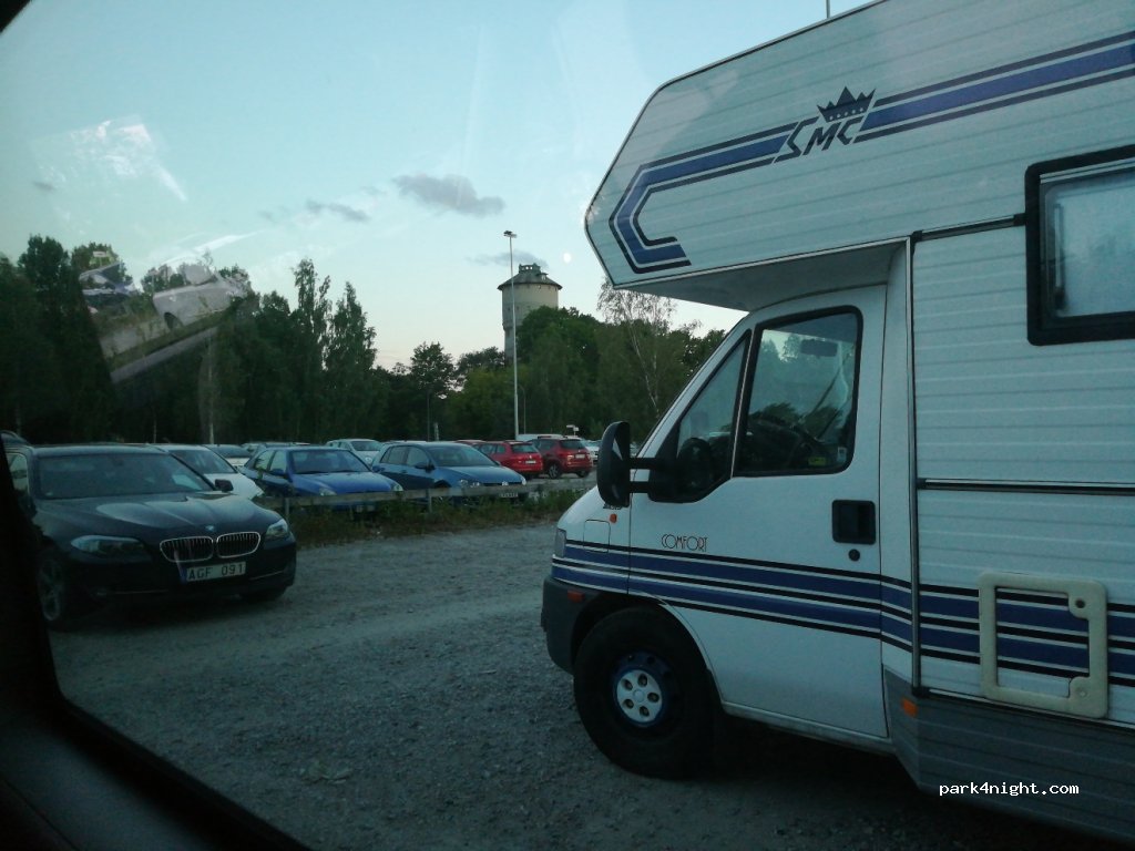 (702 25) Örebro - 1 Radiatorvägen — foto