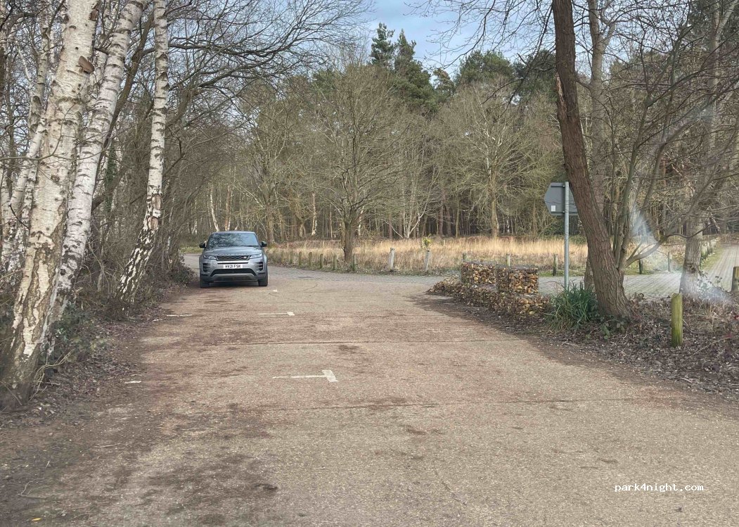 (GU51 2RR) Fleet - Fleet Pond Dr — foto