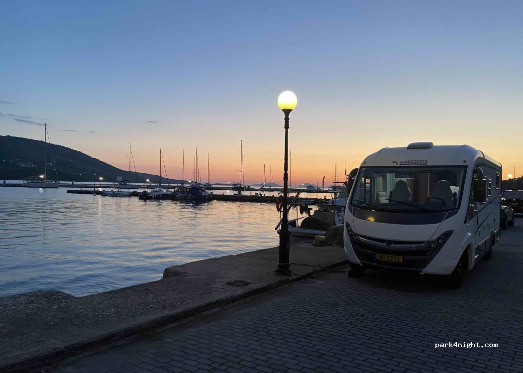 (461 00) Plataria - 2 G. Papandreou — foto 2