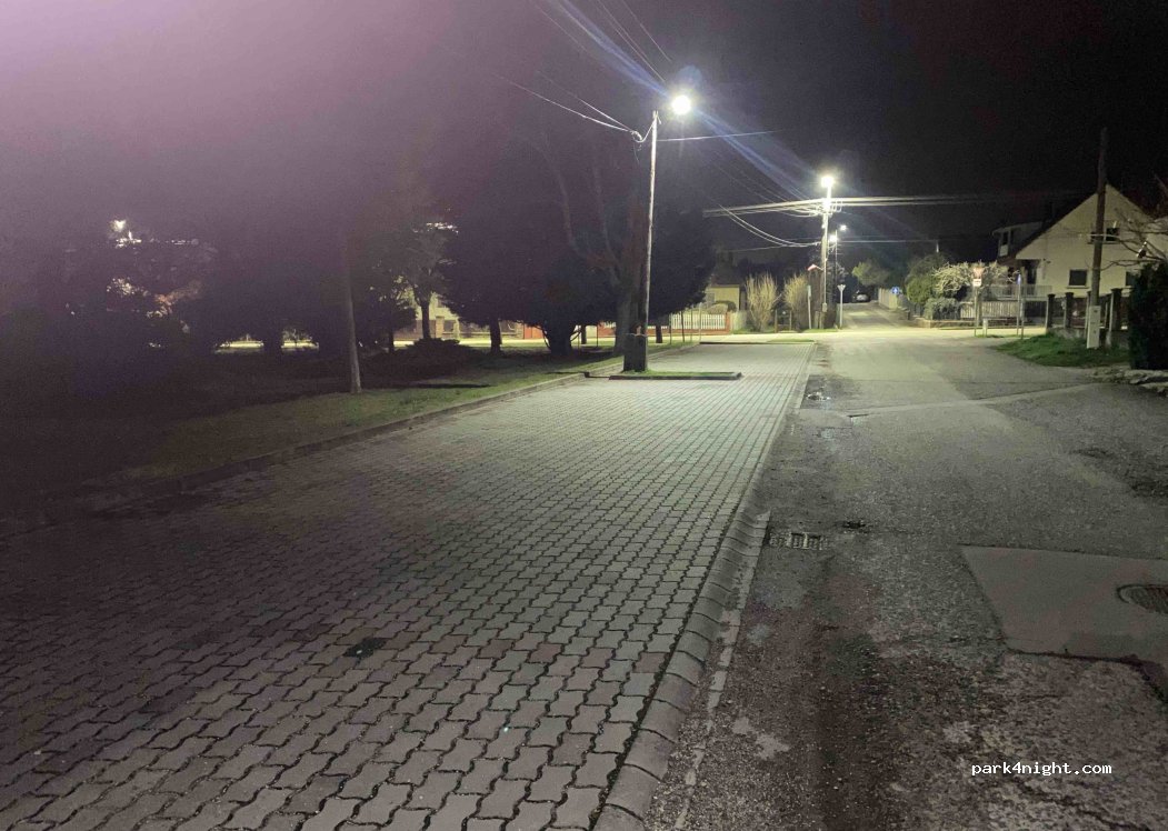 (8226) Alsóörs - 1 Orgona utca — foto