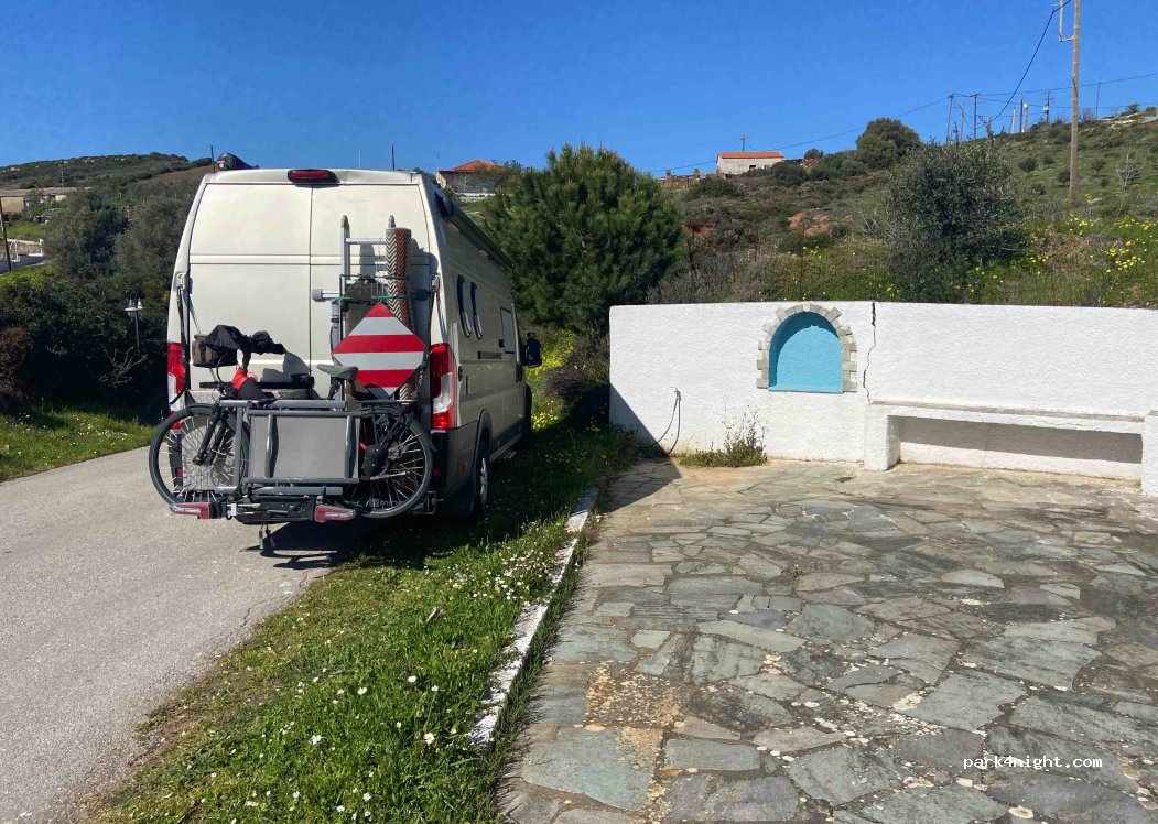 (340 15) Polipotamos - Unnamed Road — foto