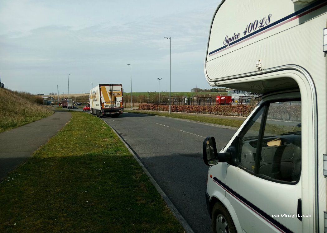 (SP4 7YR) Salisbury - Meridian Way — foto