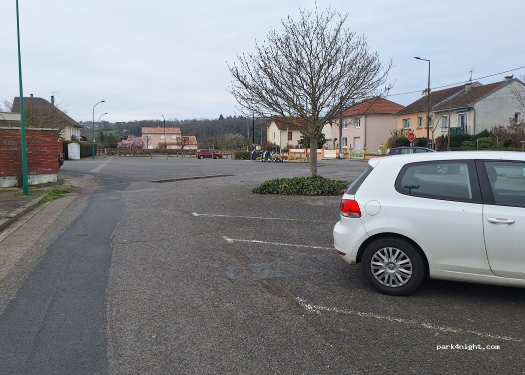 (03300) Cusset - 13 Rue Emile Guillaumin — foto