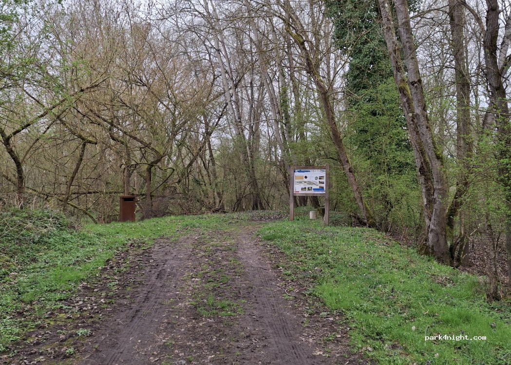 (45420) Bonny-sur-Loire - 3 Rue du Camping — foto